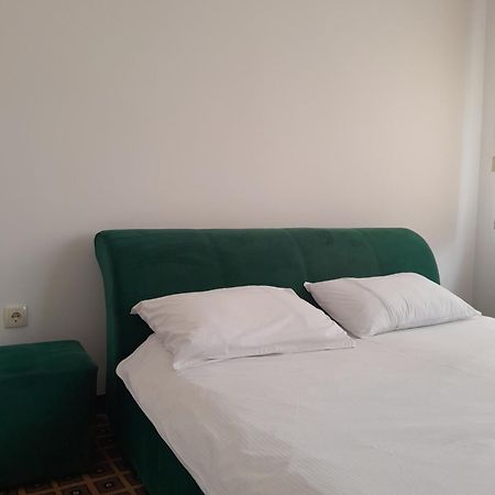 Hotel Victoria Lukavica المظهر الخارجي الصورة