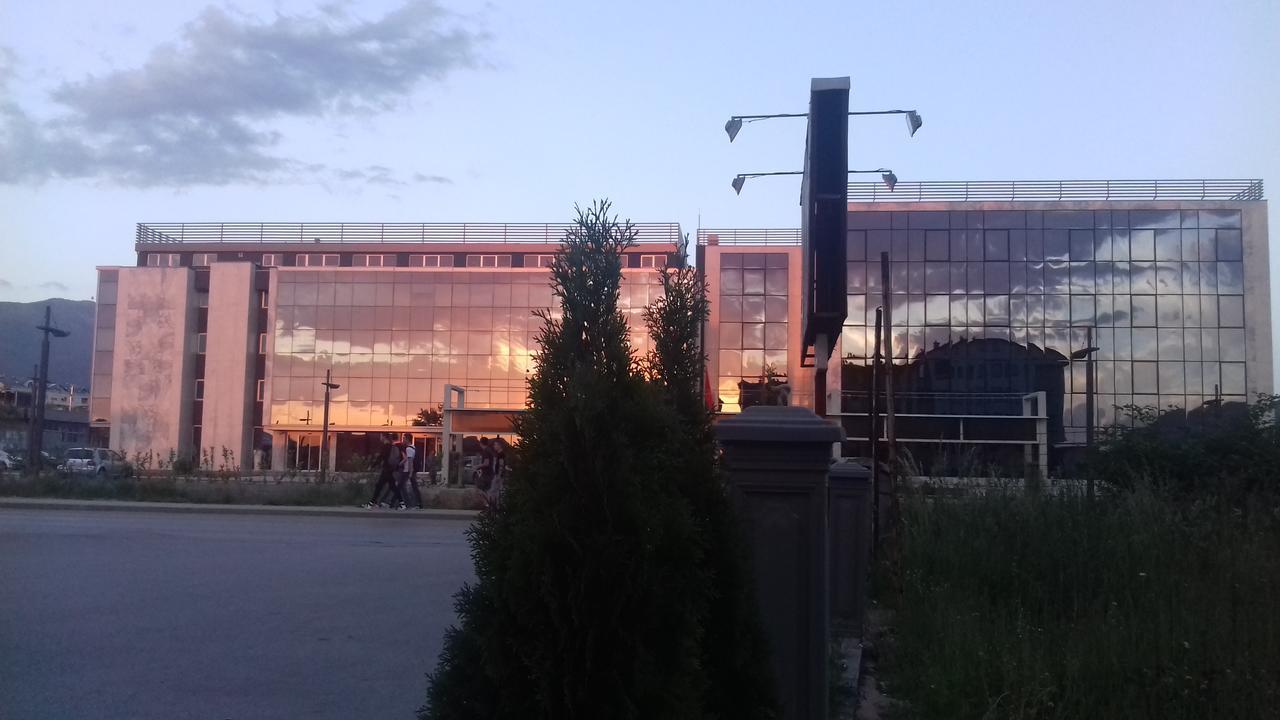 Hotel Victoria Lukavica المظهر الخارجي الصورة