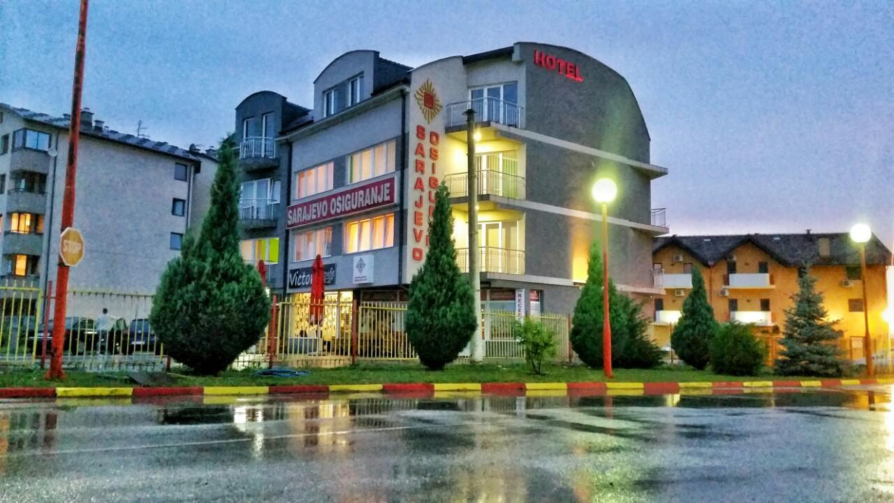Hotel Victoria Lukavica المظهر الخارجي الصورة